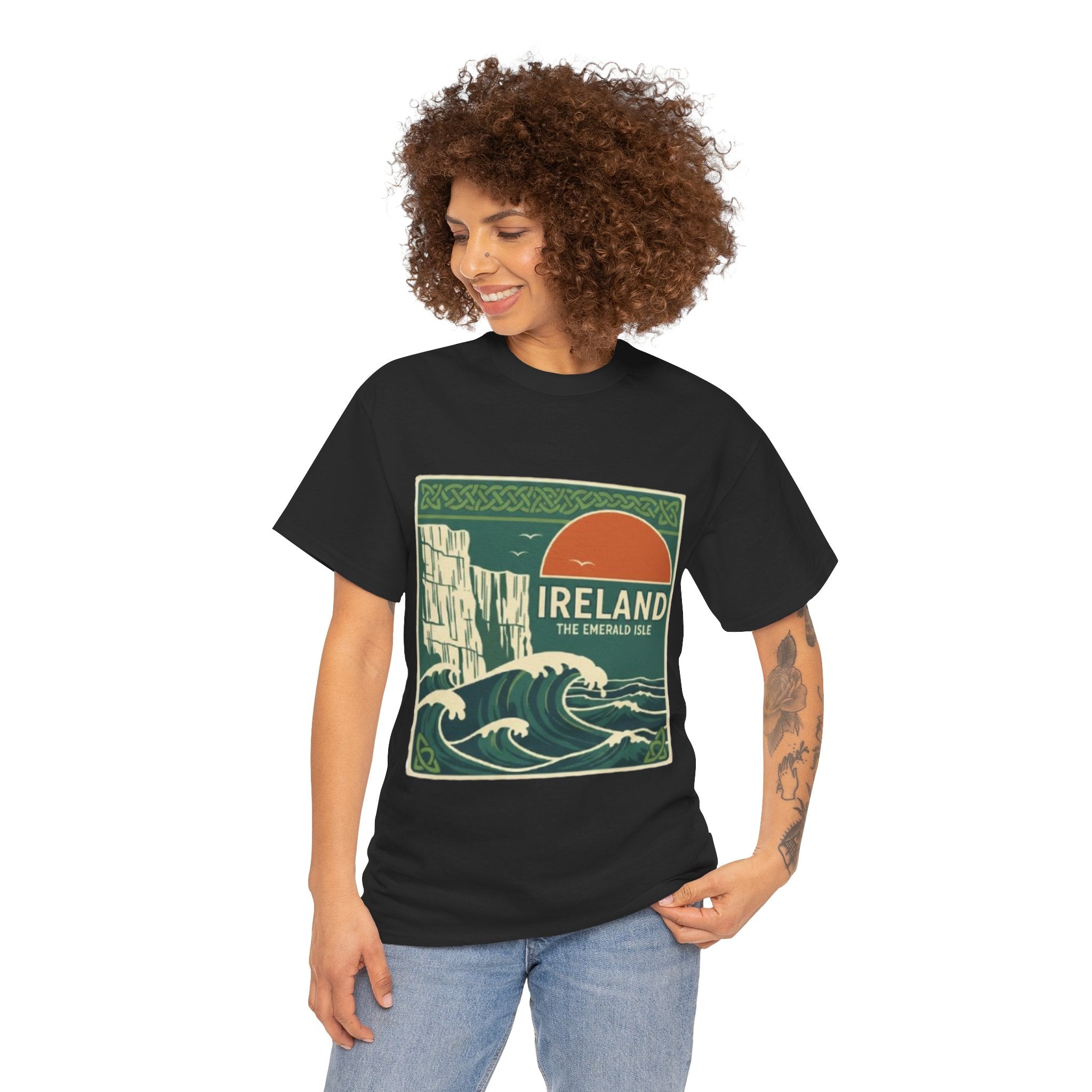 Ireland Vintage Travel Tee — 'Ireland The Emerald Isle' Graphic T‑Shirt