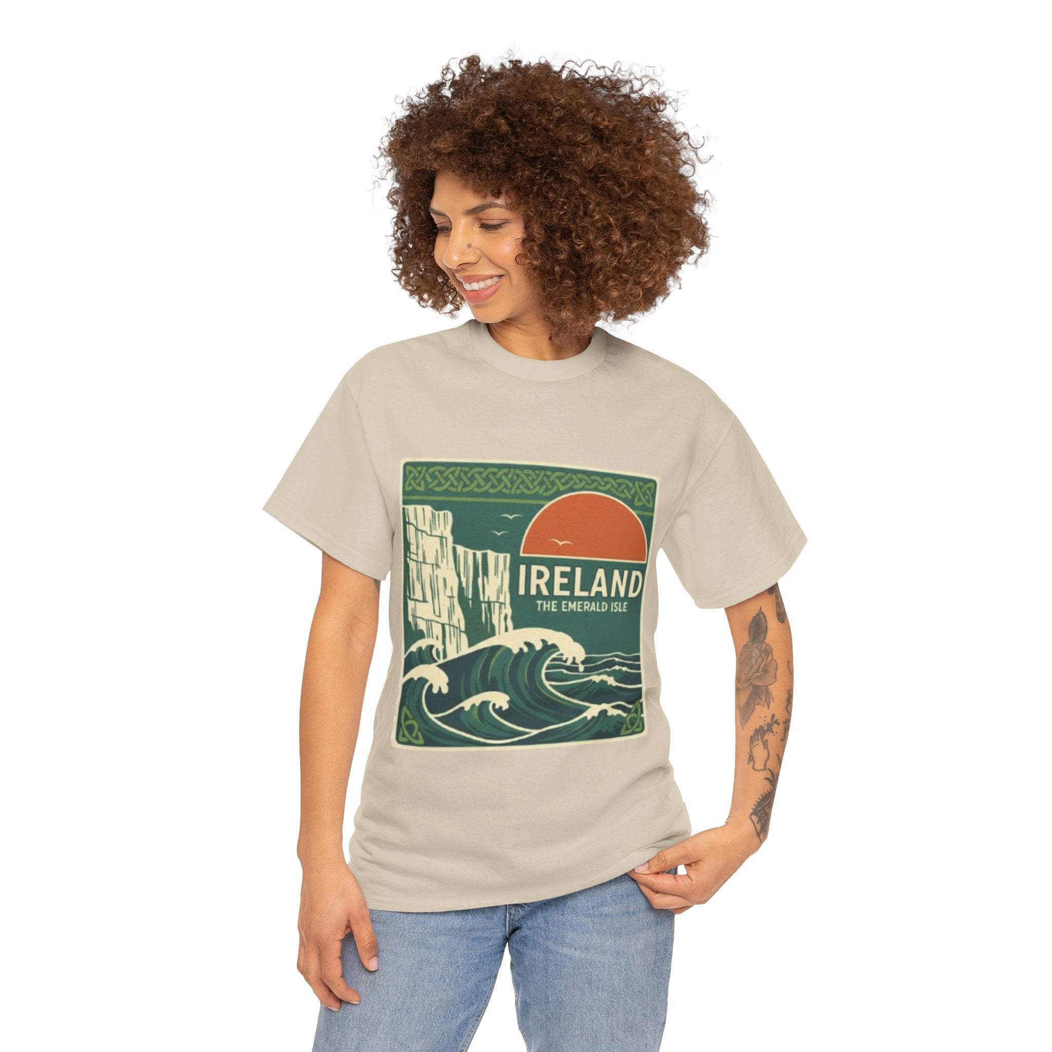 Ireland Vintage Travel Tee — 'Ireland The Emerald Isle' Graphic T‑Shirt