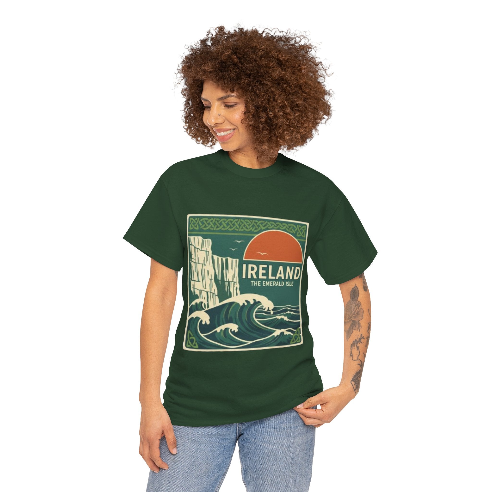 Ireland Vintage Travel Tee — 'Ireland The Emerald Isle' Graphic T‑Shirt