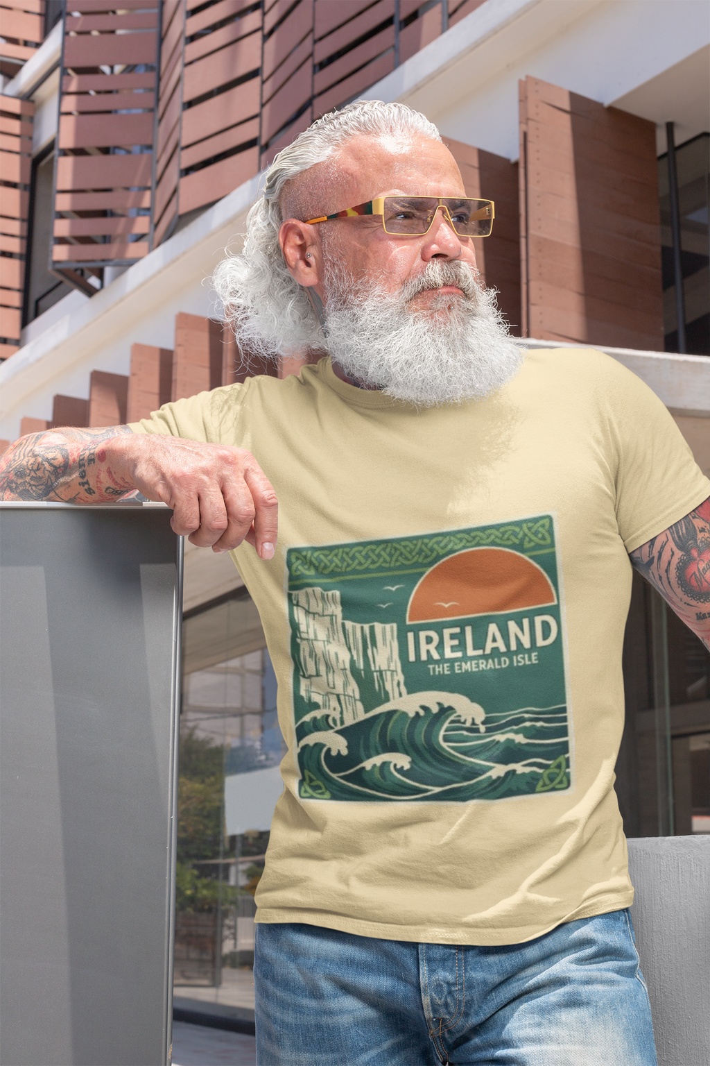 Ireland Vintage Travel Tee — 'Ireland The Emerald Isle' Graphic T‑Shirt