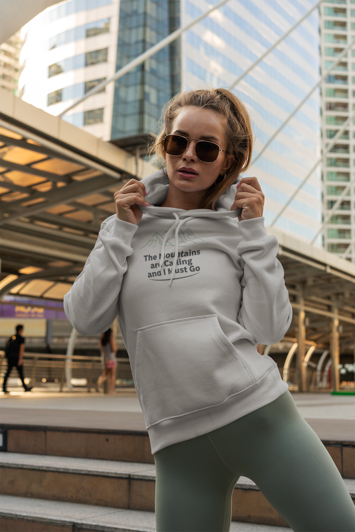 Retro Mountain Quote Hoodie — Vintage Hiking & Wild Camping Pullover