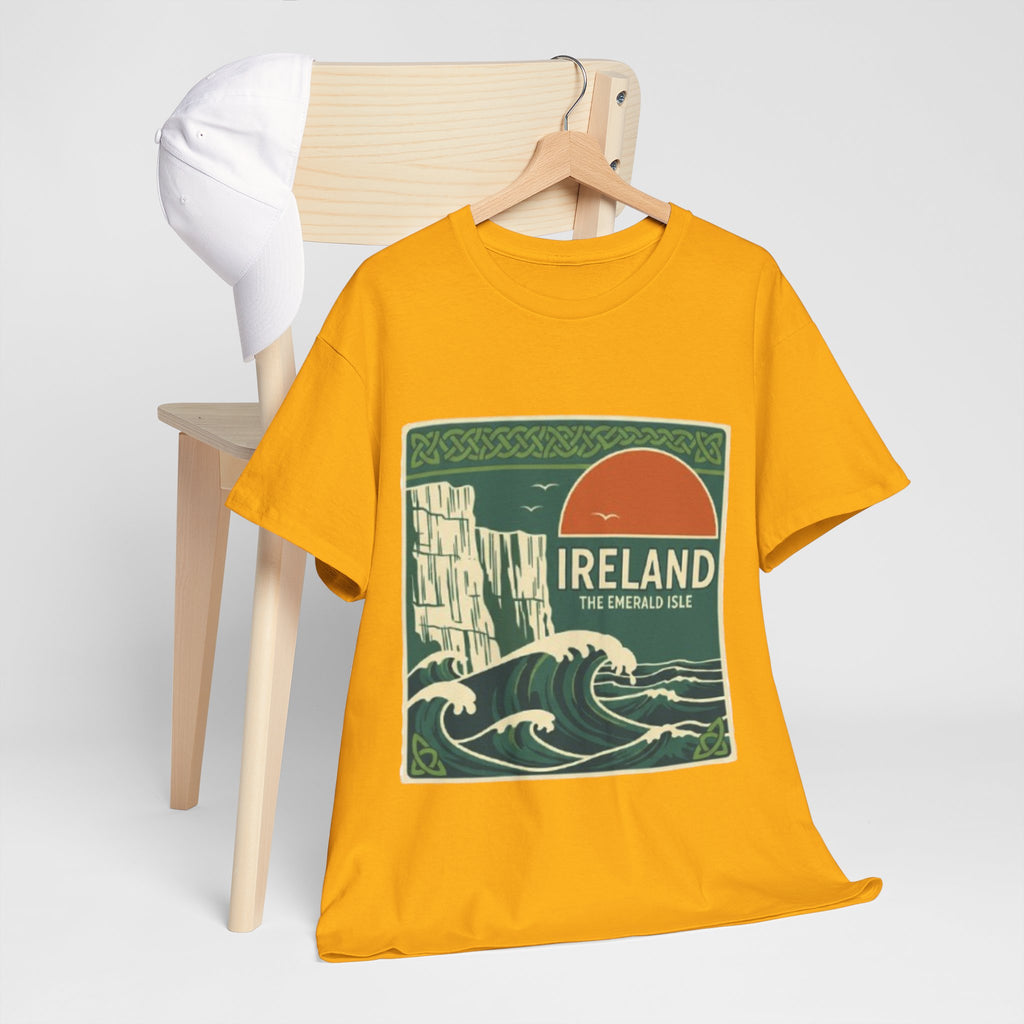 Ireland Vintage Travel Tee — 'Ireland The Emerald Isle' Graphic T‑Shirt
